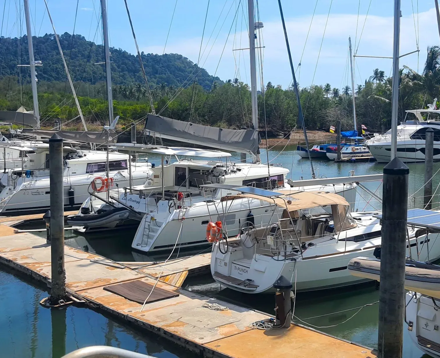 Aqua Charters, Skippered or Bareboat Yacht Charters in Thailand