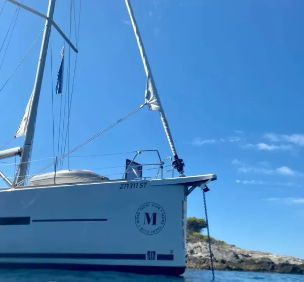 More Yacht Club, photo 4